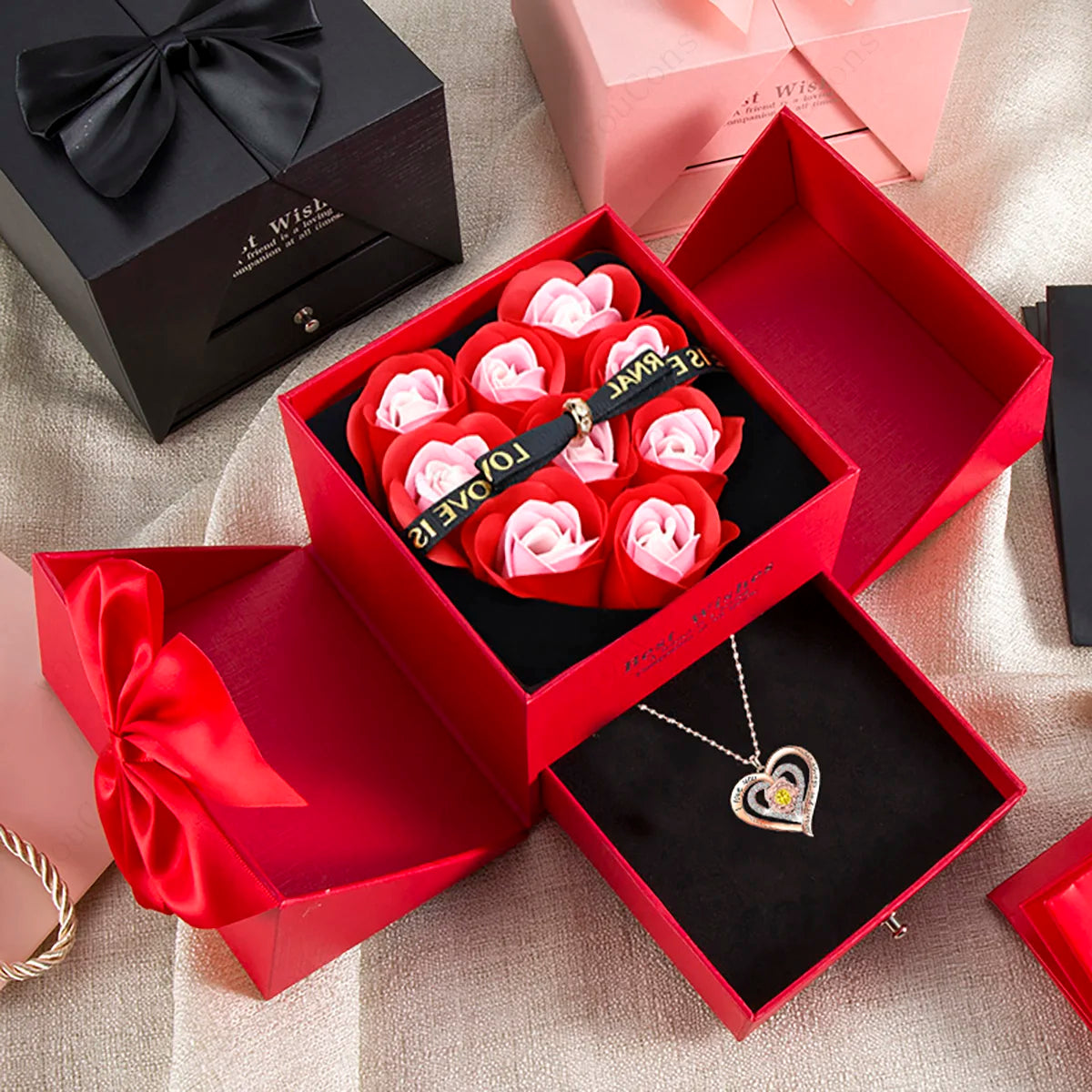 Heart Pendant Necklace With Rose Bow Box